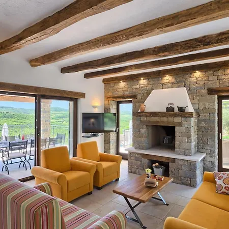 Villa Authentic Bani - Four Bedroom With Pool Livade