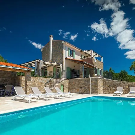 빌라 Authentic Bani - Four Bedroom With Pool *