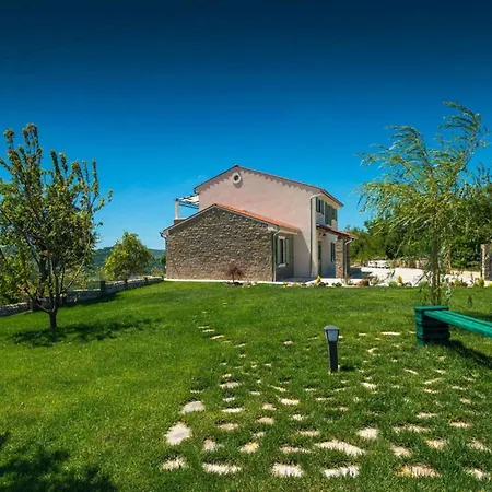 Authentic Bani - Four Bedroom With Pool *