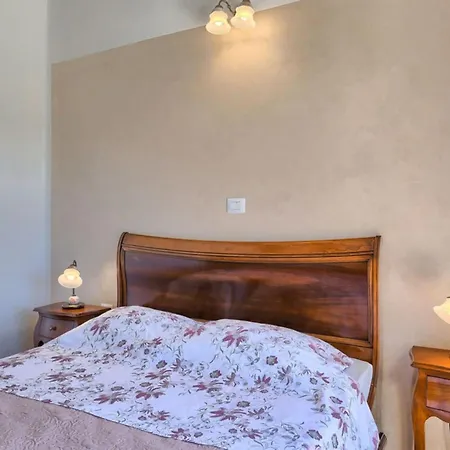 Authentic Bani - Four Bedroom With Pool * 리바데