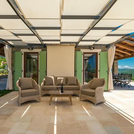 Authentic Bani - Four Bedroom With Pool 빌라